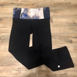 Lululemon Blk  Wunder Under Cropped legging Size 4